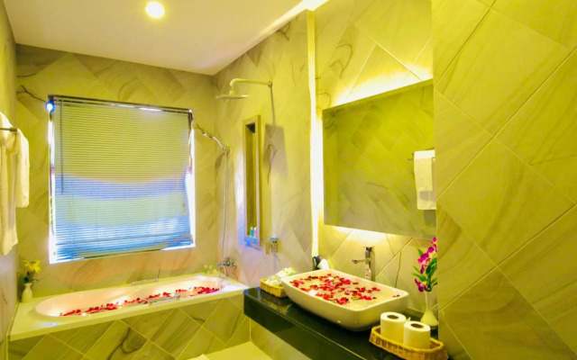 Holy Angkor Hotel