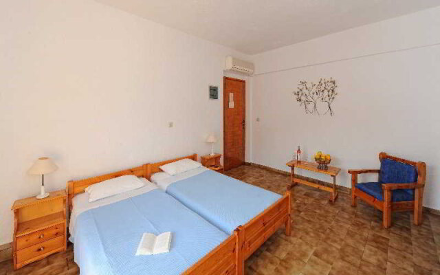 Paloma Garden Hotel