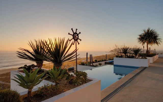 Luxury Ocean-view Villa w/ Pool By Cerritos Beach