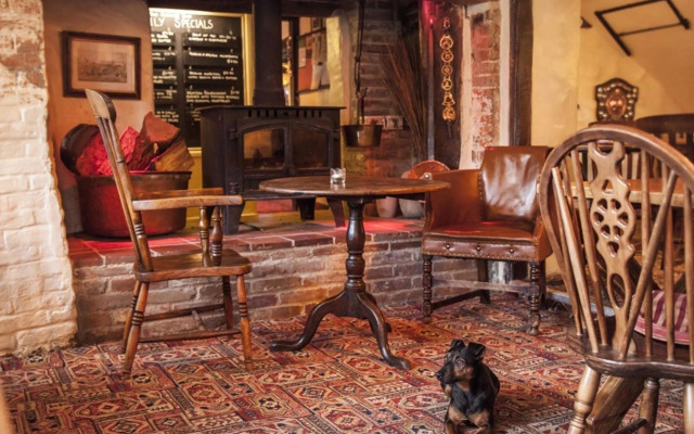The Hatchet Inn