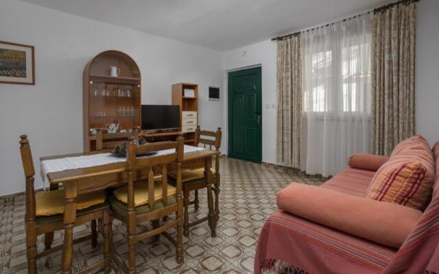 Apartments Laci