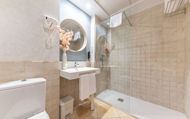 Hotel Rober Palas