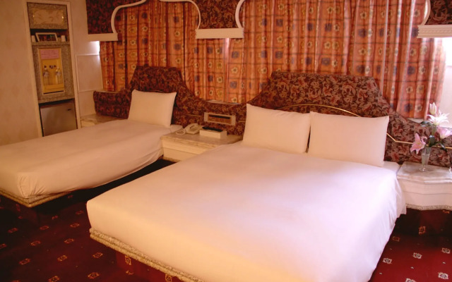 Crystal Hotel