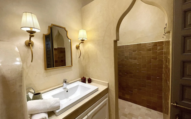 Riad Jona