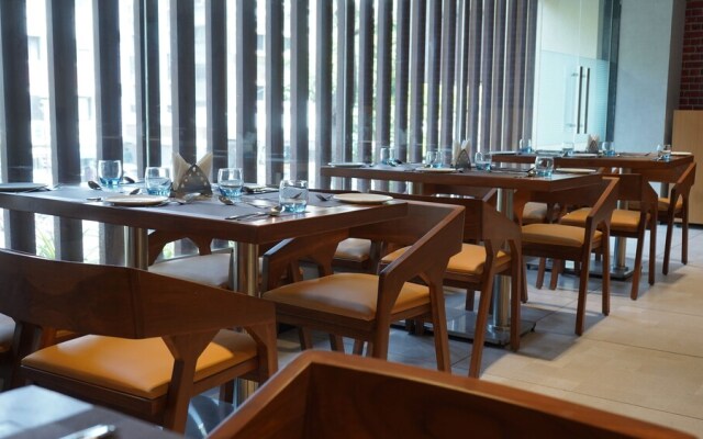 Purple Beds by VITS Dwarkesh, Surat