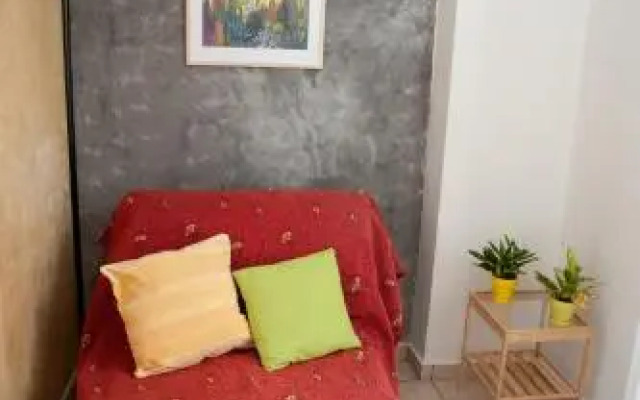 17 flats and Roof Garden