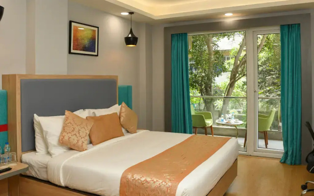 Inde Hotel Golf Course Extension