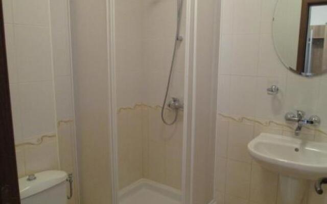 MD Alexander Services Apartments