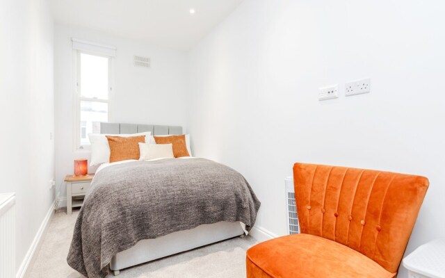 2 Bedroom Portobello Notting Hill Apartment