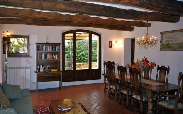 Countryside Privacy & Views, but Within a Medieval Tuscan Village