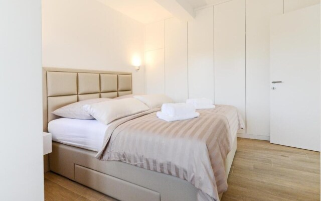Rooftop apartment Jadera