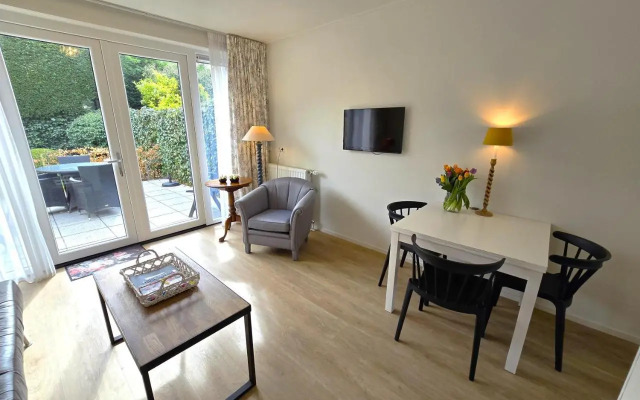 DMV98 Holiday home near beach and forest