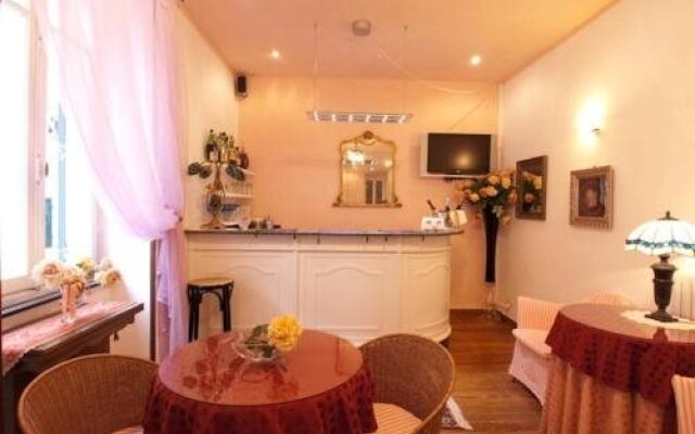Hotel Experia