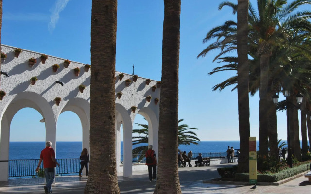 AP256 - Balcon Atico