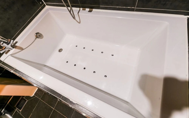 Daejeon Sintanjin Hotel Wol