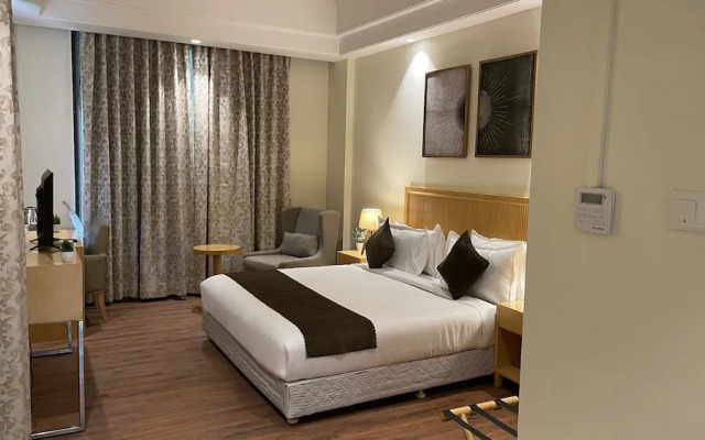 Saltstayz Select - Galleria Market & Golf Course Road