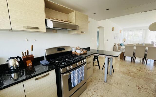 Beauty Playa Turquesa ocean views 3bed apartment P