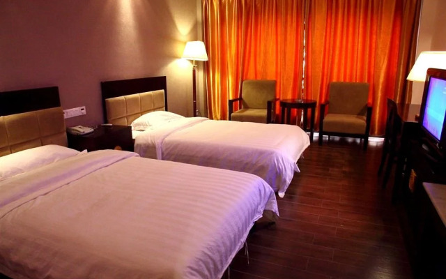 Guilin Dan Xia Hot Spring