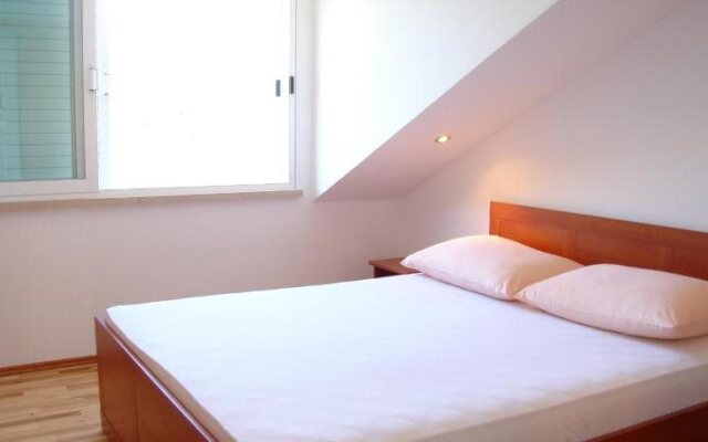Apartments & Rooms Villa Lucija