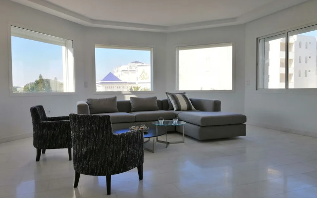 Luxurious Apartment in le Palace