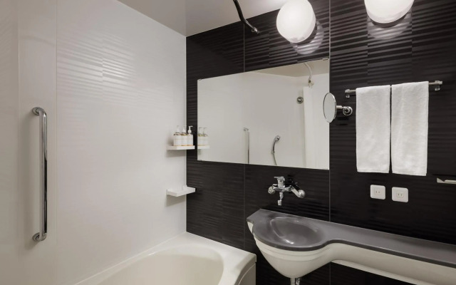Four Points Flex by Sheraton Yokohama West