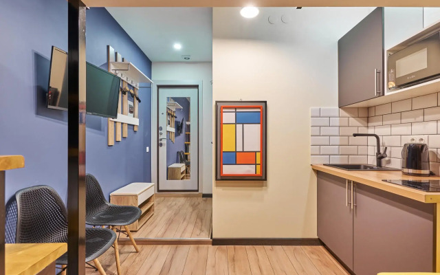 EasyGuest on Marat Street