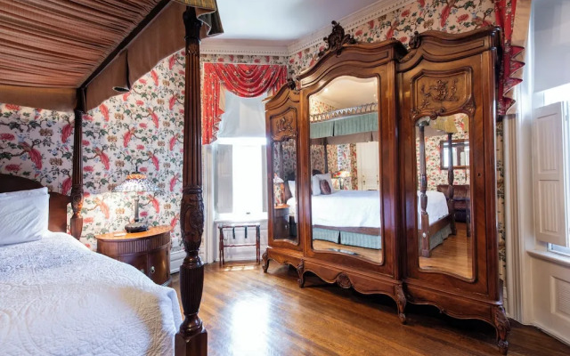 Central Park Bed & Breakfast