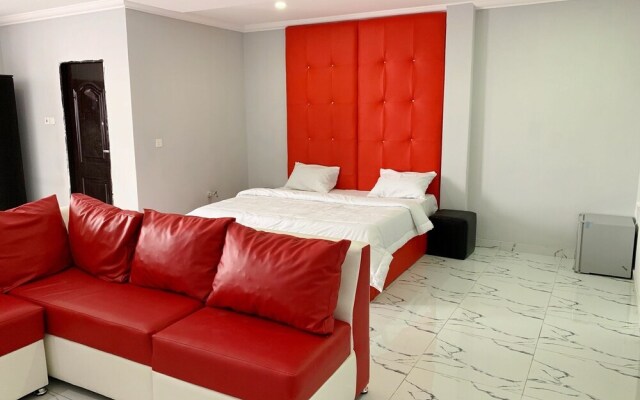 GrandBay Luxury Hotel