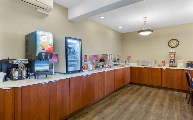 Best Western Plus Park Place Inn & Suites