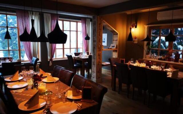 Pensiune Restaurant La Cassa
