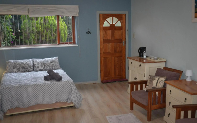 Seaforth Beach Apartment