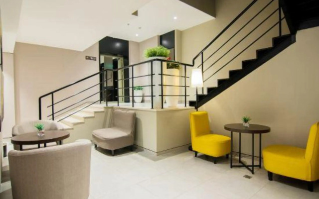 Ease Hotel (Shenyang University of Aeronautics and Astronautics Metro Station)