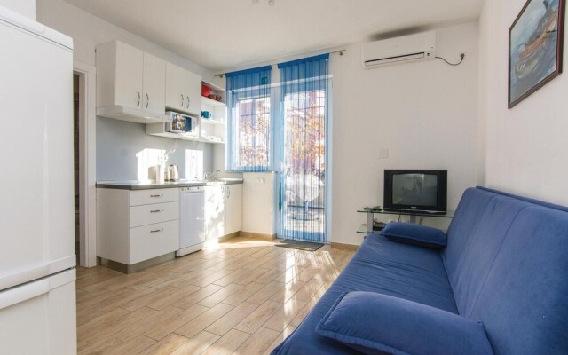 Amazing Apartment in Pakostane With 2 Bedrooms and Wifi