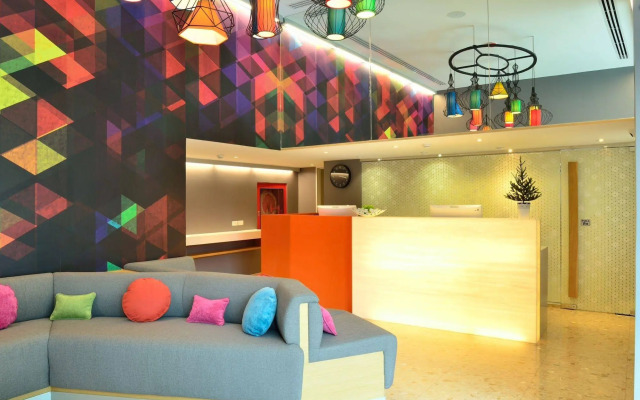 Bizotel Premier Hotel & Residence