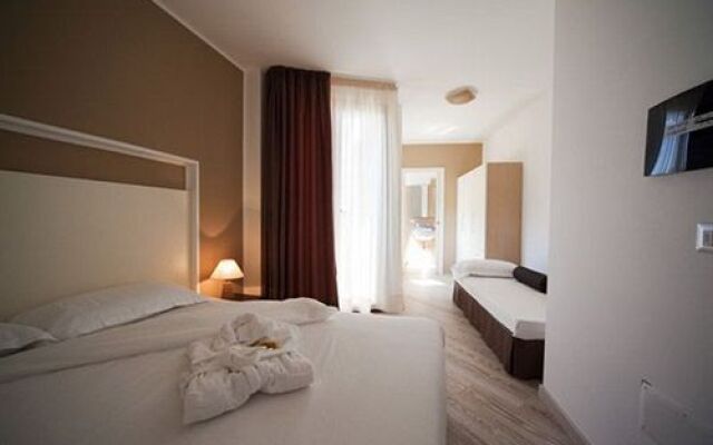 La Terrazza Sul Porto - Guest House