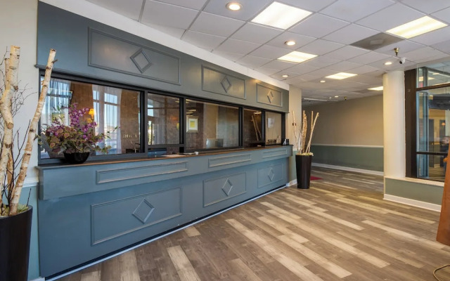 Dominion Inn & Suites