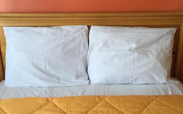 Encore Inn