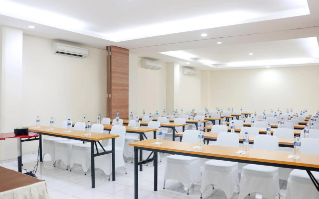 LeGreen Suite Ratulangi