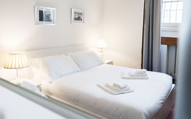 Italianway - Delle Casine 14