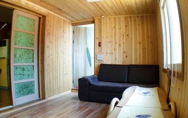 Tongyeong The Sea and The Poet Pension