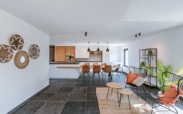 Unique Apartment Near Bruges With Sunny Terrace