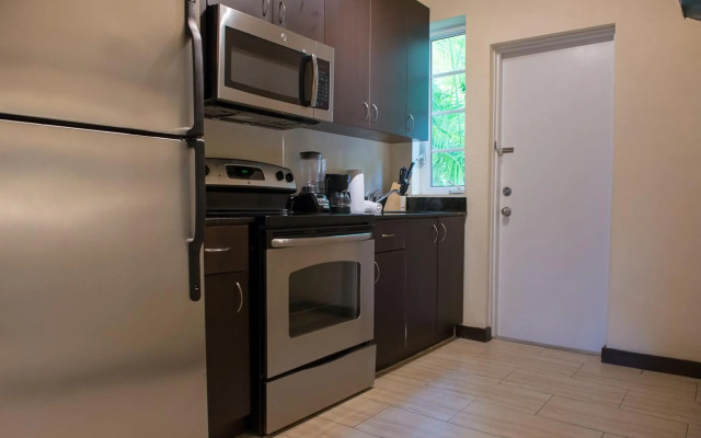 Tradewinds Apartment Hotel