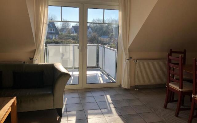 Darsser Weg 34 a_Strandgefluester_