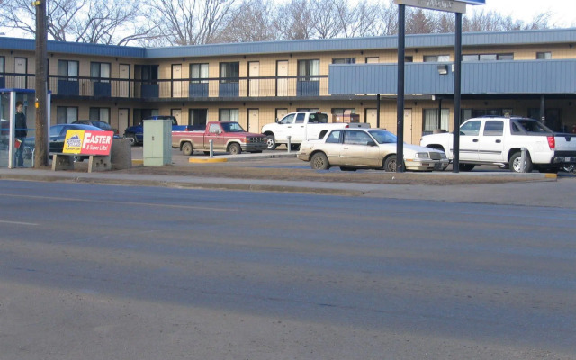 Eastglen Inn
