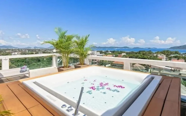 BestViewHot Tub pool Great Location v132