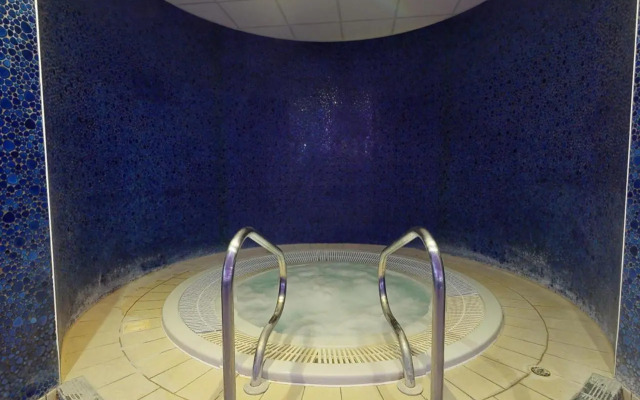 Ramada Encore