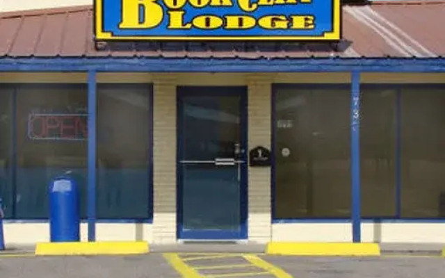 Book Cliff Lodge