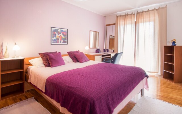 Apartment Dina