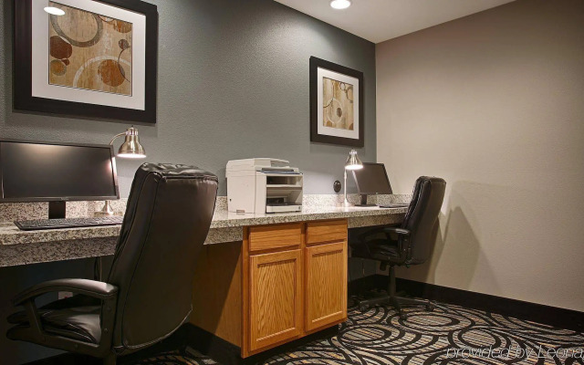 Best Western Plus Sand Bass Inn & Suites