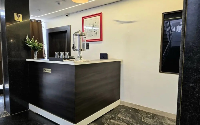 Hotel Golden Tulip'z